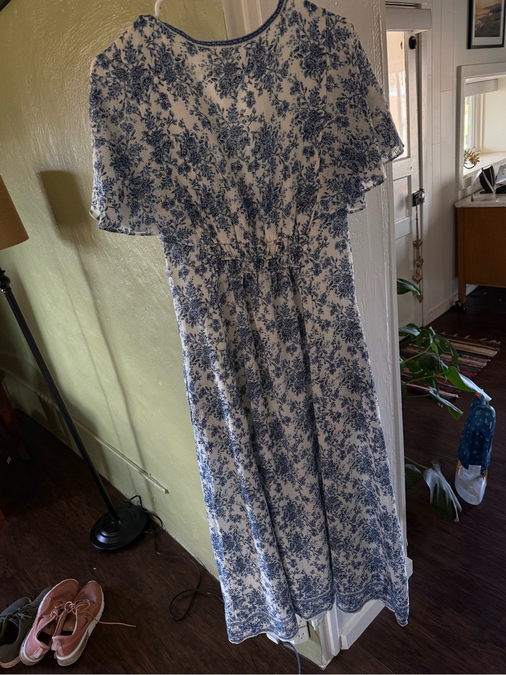 Max Studio White Dress with Blue Floral Print - Picture 3 of 3